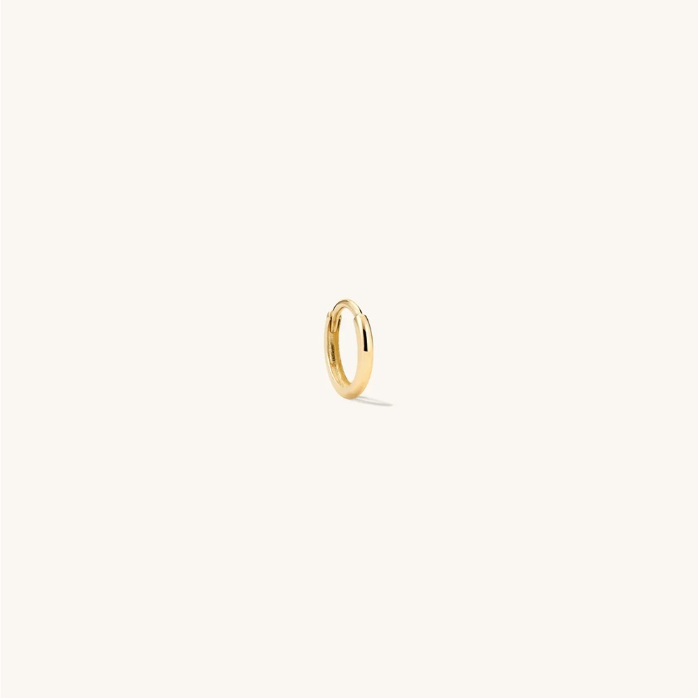 Mejuri mini Hoops (2) in 14k solid gold